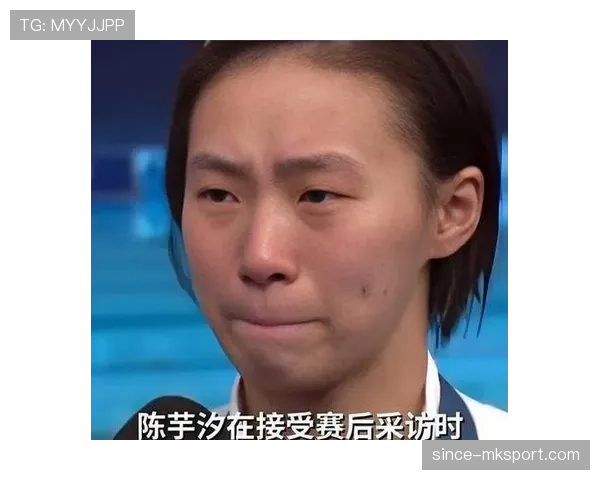 陈芋汐机场随便一站，那双鞋能顶我半个月房租